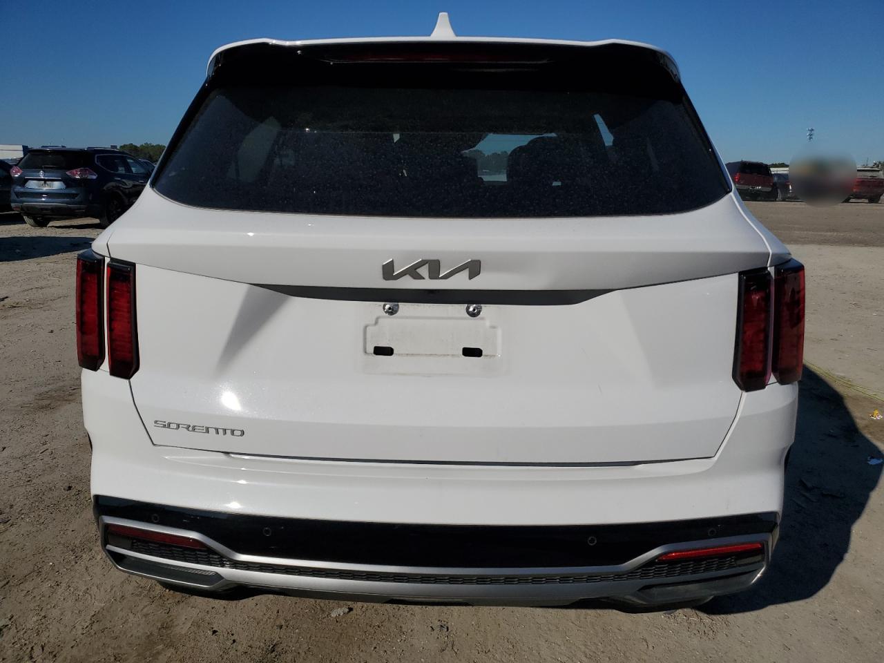 2023 KIA SORENTO S VIN:5XYRL4LC1PG220232