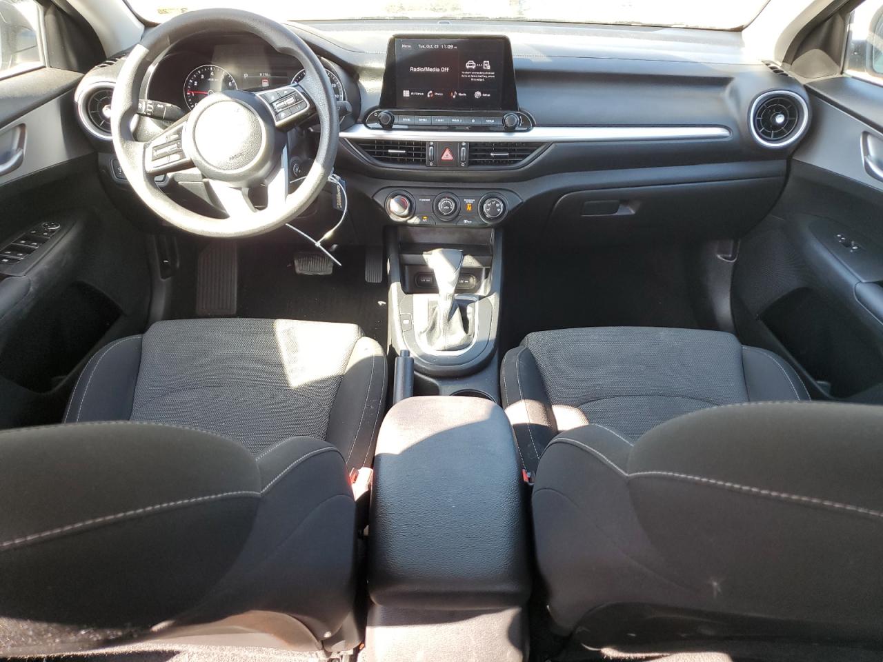 2023 KIA FORTE LX VIN:3KPF24AD0PE615260
