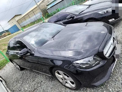 2017 Mercedes-Benz E 220 VIN: