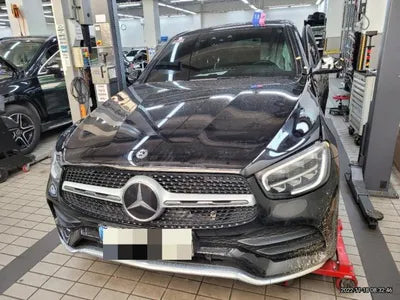 2020 Mercedes-Benz GLC 300 VIN: