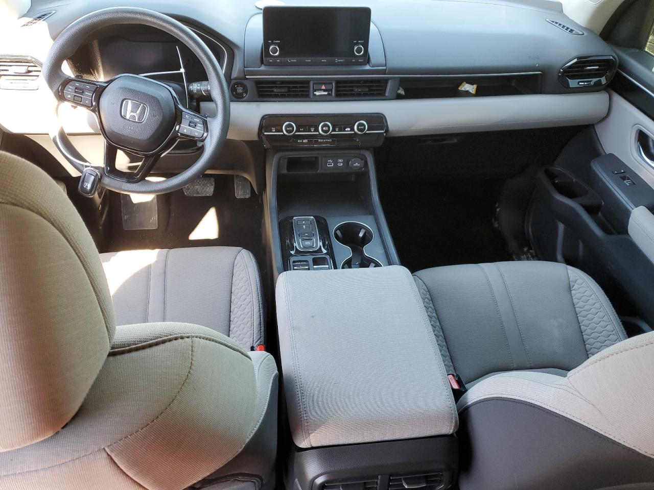 2023 HONDA PILOT LX VIN:5FNYG1H28PB021779