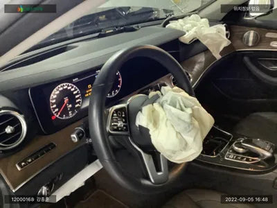 2019 Mercedes-Benz E 300 WDDZF4KB5KA677981 VIN:WDDZF4KB5KA677981