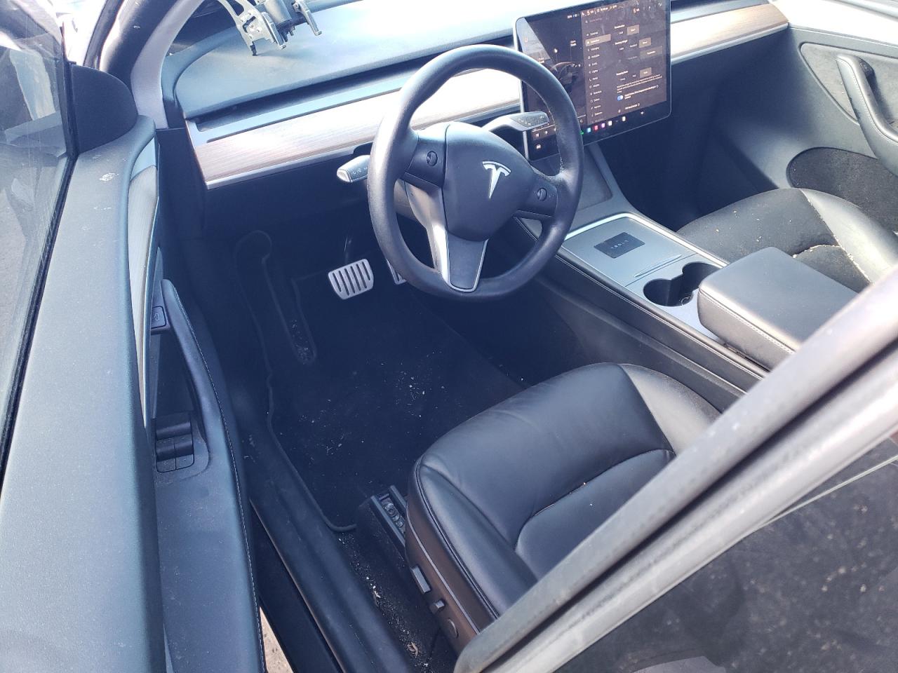2022 TESLA MODEL Y  VIN:7SAYGDEFXNF563443
