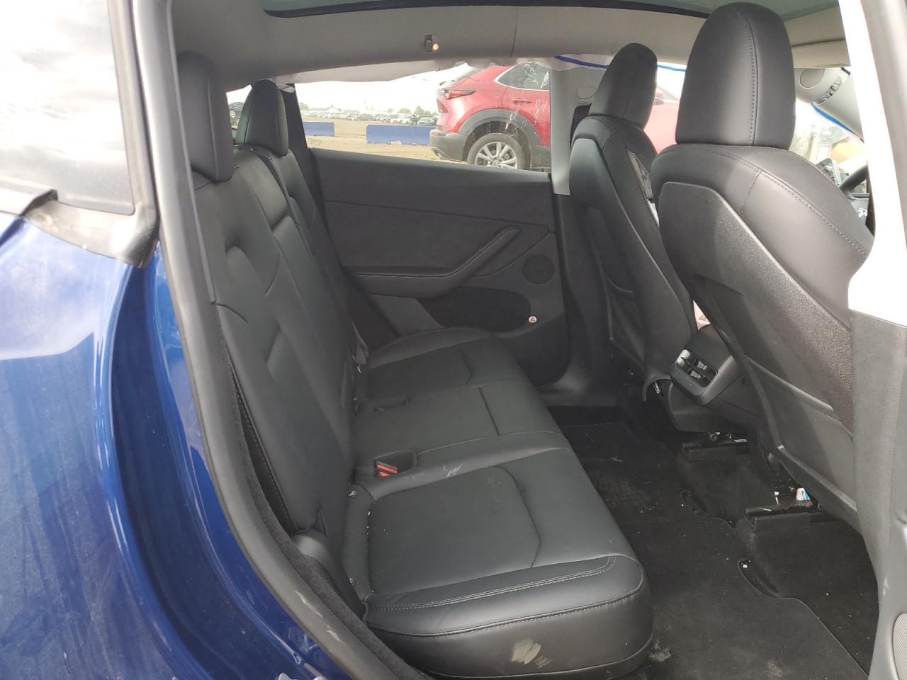 2023 TESLA MODEL Y  VIN:7SAYGDEE7PA174654