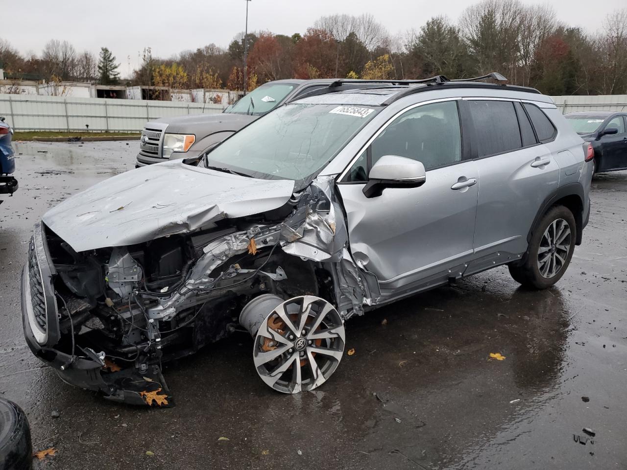 2022 TOYOTA COROLLA CROSS XLE VIN:7MUDAABG2NV031016