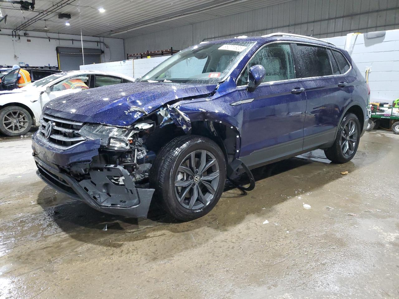 2022 VOLKSWAGEN TIGUAN SE VIN:3VV2B7AXXNM161114