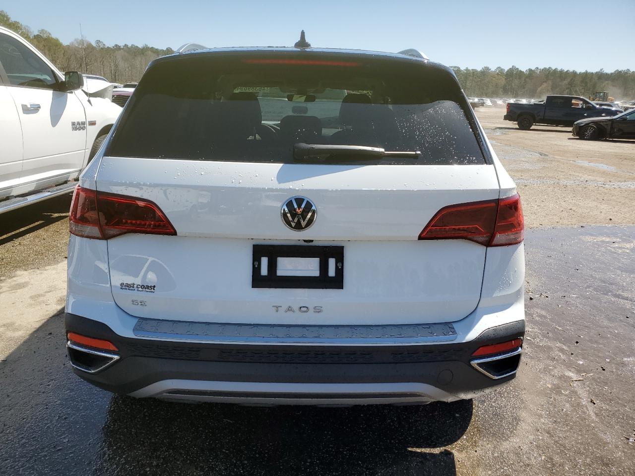 2024 VOLKSWAGEN TAOS SE VIN:3VVEX7B23RM026600