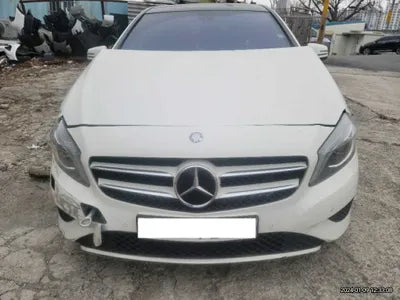 2015 Mercedes-Benz A 180 WDDBF1CB1FJ332631 VIN:WDDBF1CB1FJ332631