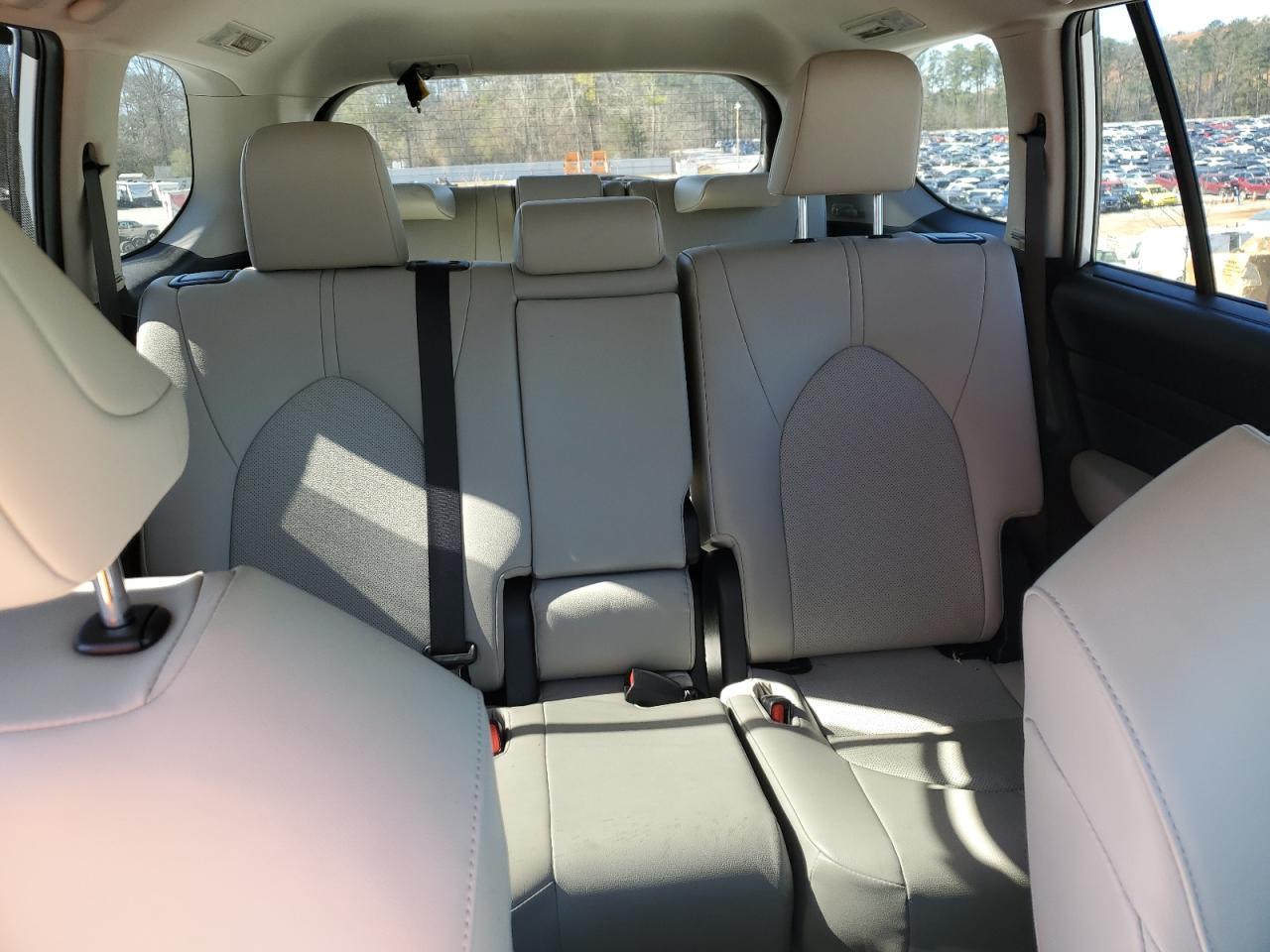 2024 TOYOTA GRAND HIGHLANDER XLE VIN:5TDAAAA56RS008910