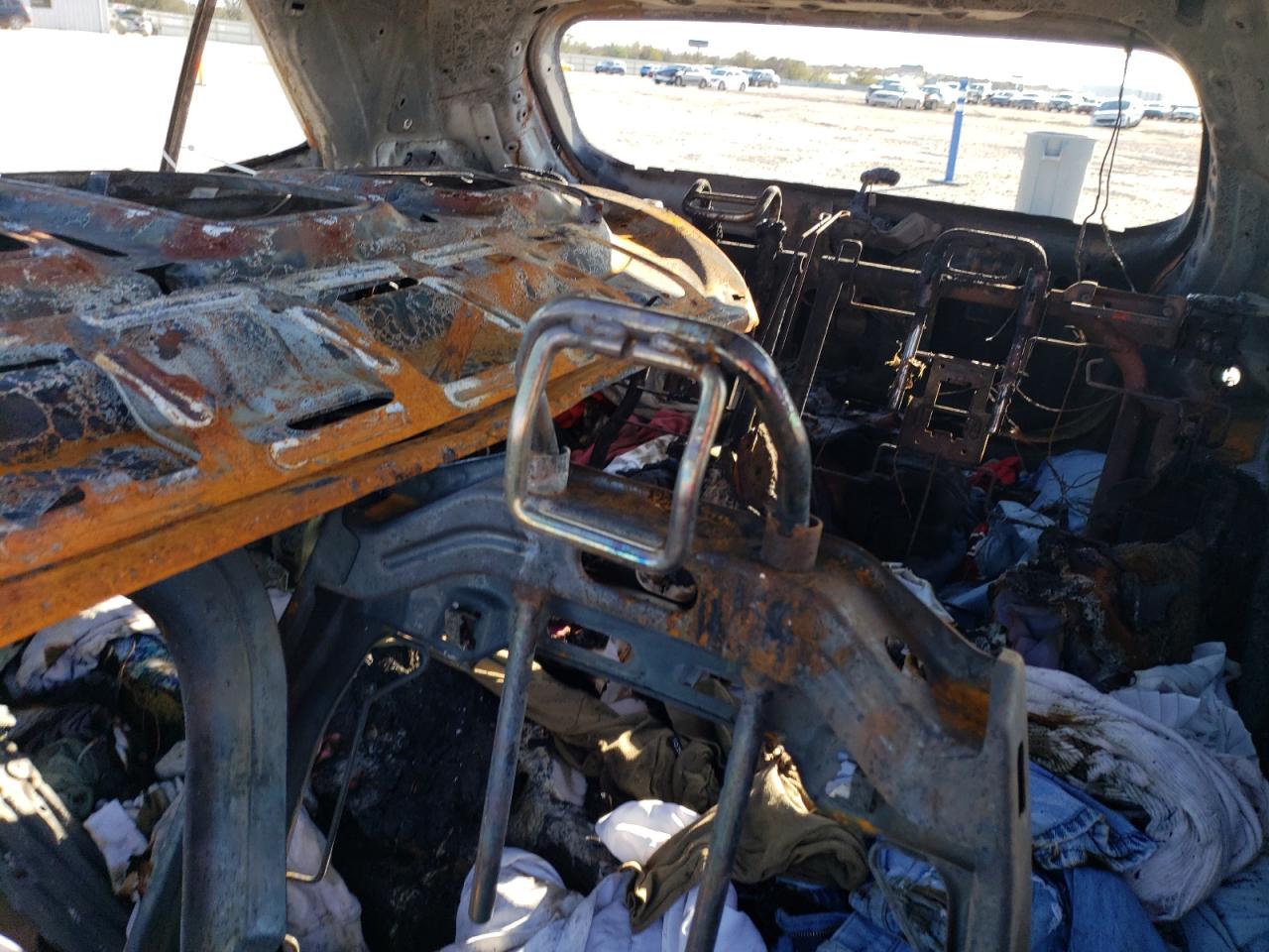 2022 HYUNDAI VENUE SEL VIN:KMHRC8A30NU167833