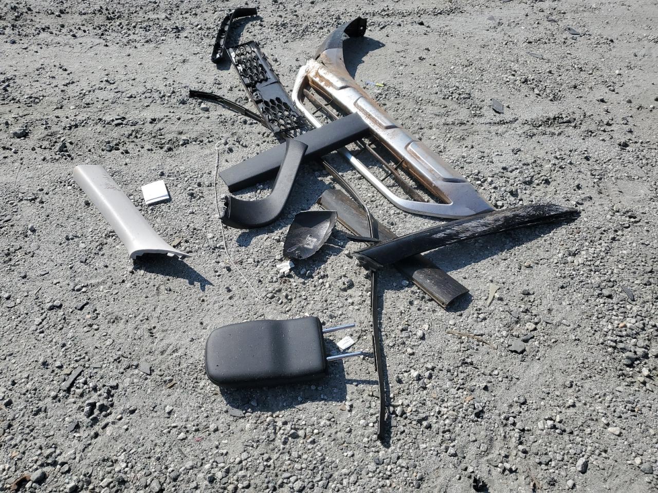 2022 MITSUBISHI OUTLANDER SE VIN:JA4J3UA81NZ084480