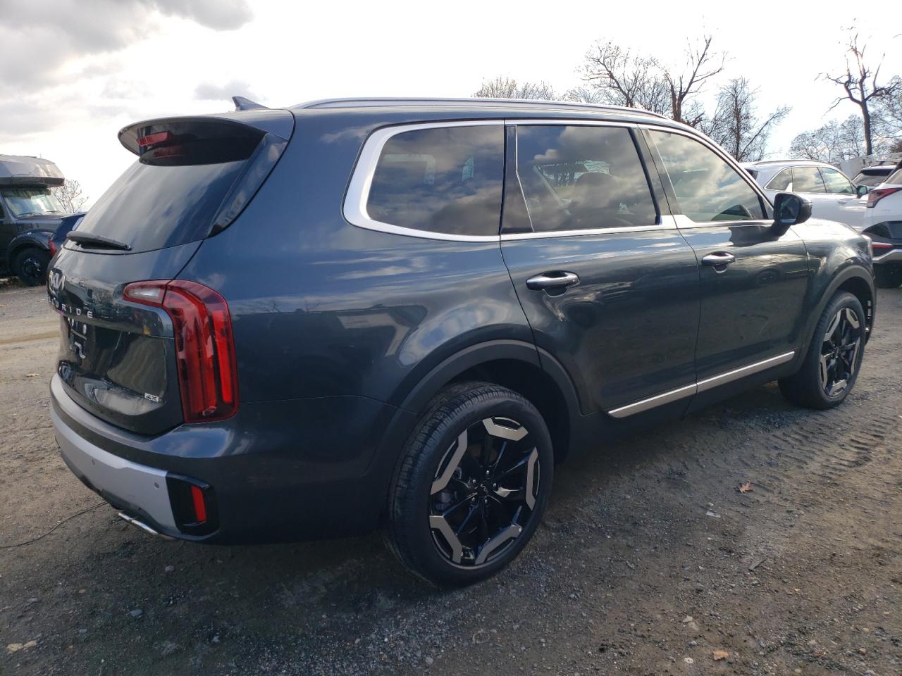 2024 KIA TELLURIDE S VIN:5XYP6DGC2RG542888