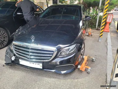 2017 Mercedes-Benz E 300 328KMWDDZF4KB8HA2 VIN:328KMWDDZF4KB8HA2