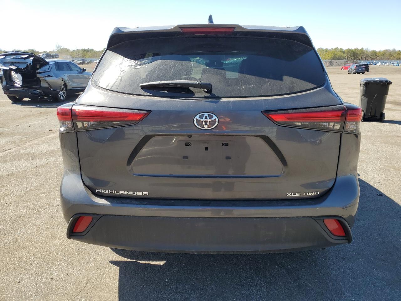 2022 TOYOTA HIGHLANDER XLE VIN:5TDGZRBH9NS224674