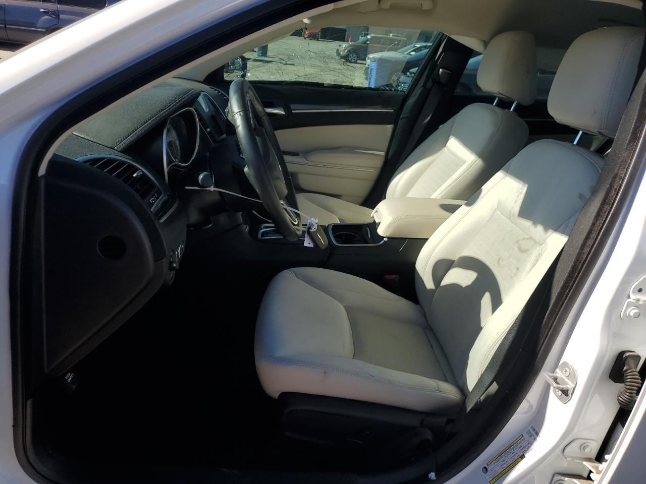 2022 CHRYSLER 300 TOURING VIN:2C3CCAAG4NH130991