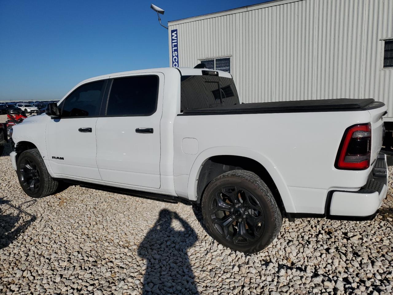 2023 RAM 1500 LIMITED VIN:1C6SRFHT3PN635220