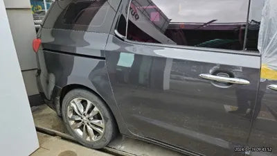 2017 Kia Carnival VIN: