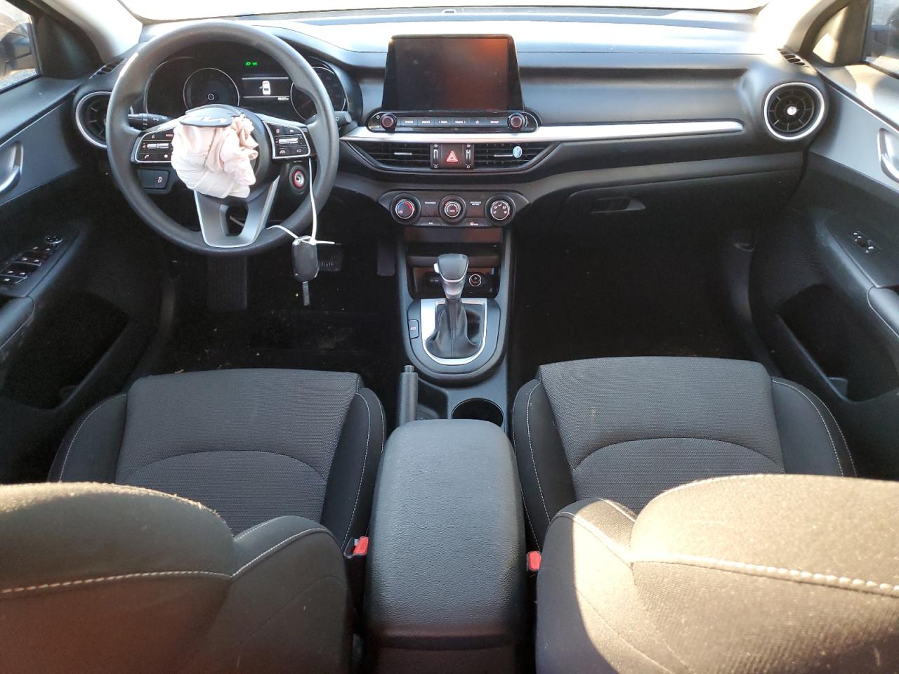 2023 KIA FORTE LX VIN:3KPF24AD1PE541539