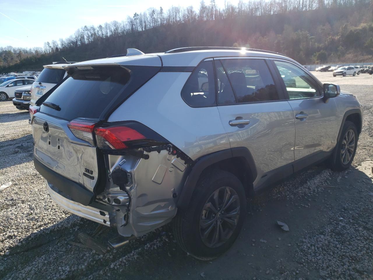 2023 TOYOTA RAV4 XLE PREMIUM VIN:4T3B6RFV4PU131422