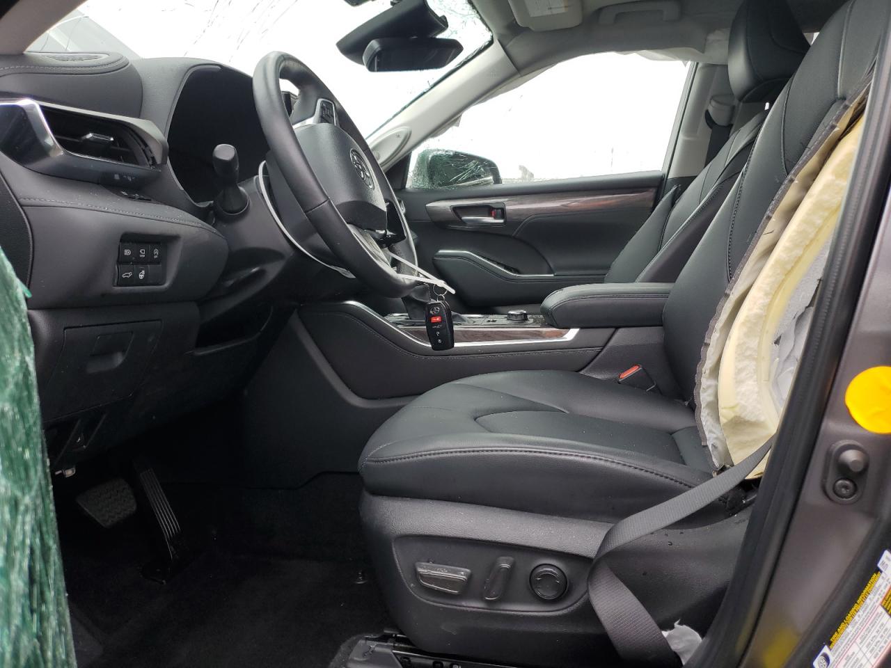 2024 TOYOTA HIGHLANDER LE VIN:5TDKDRBH0RS530998