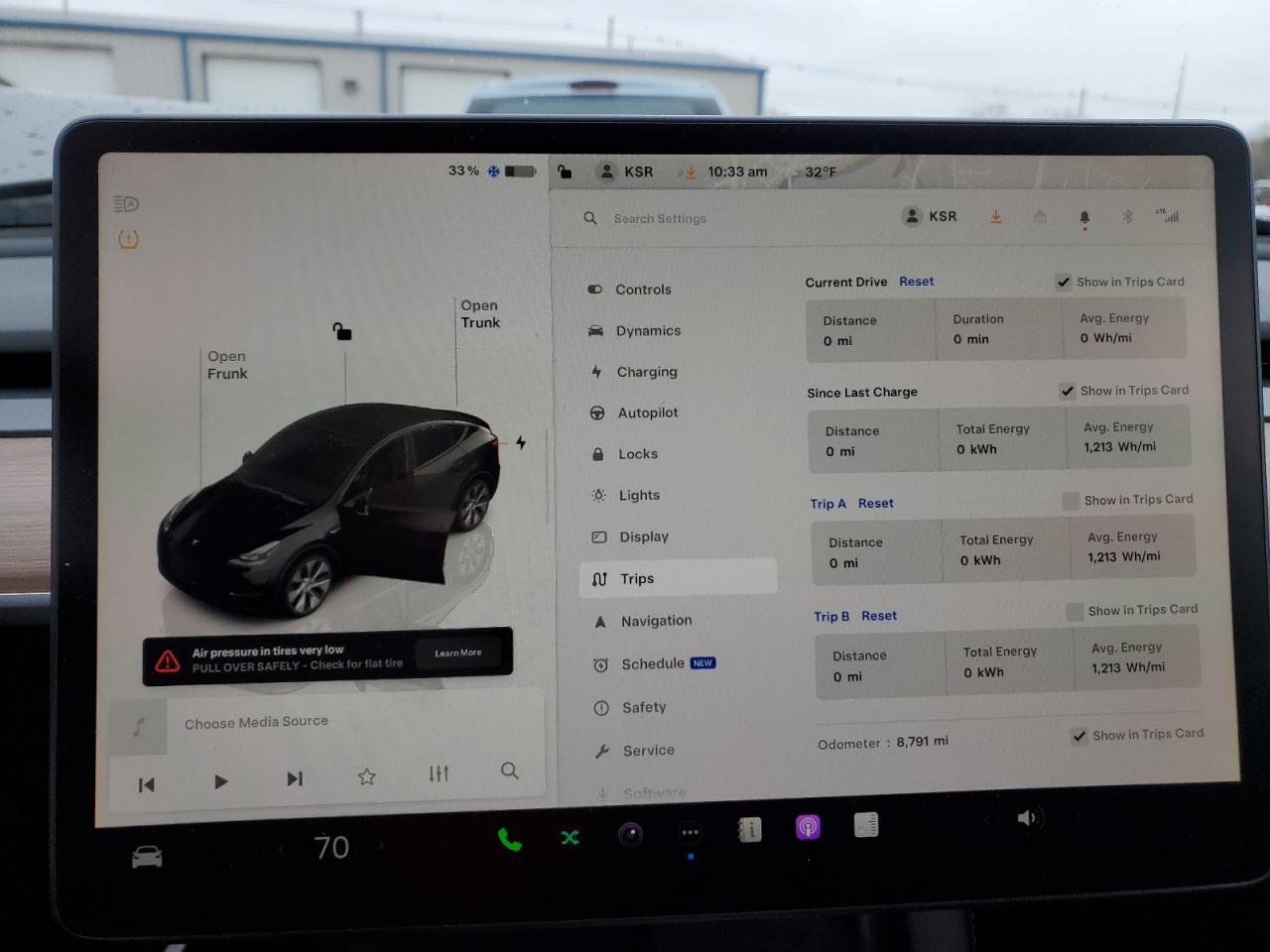 2023 TESLA MODEL Y  VIN:7SAYGAEE2PF922650