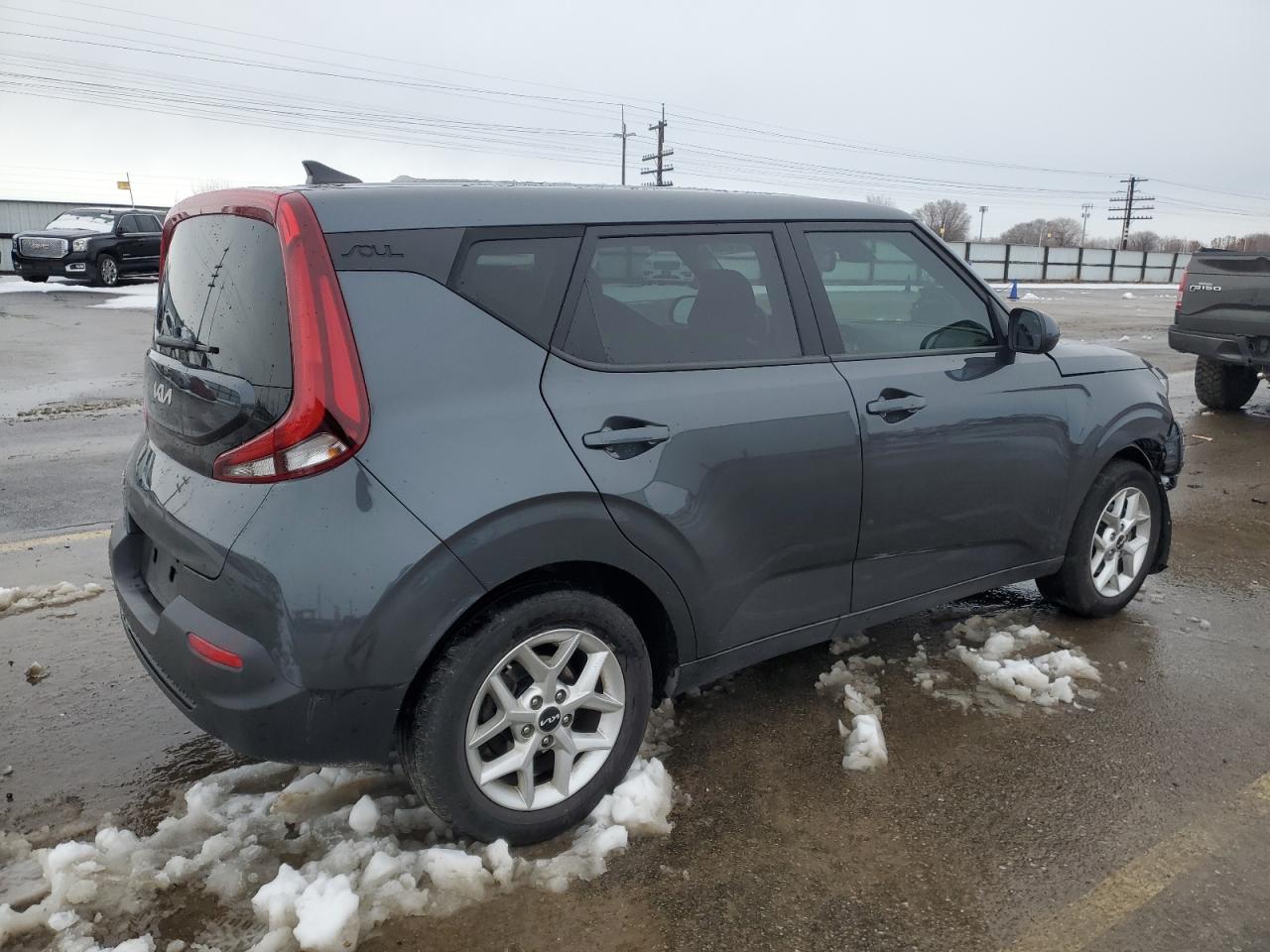 2022 KIA SOUL LX VIN:KNDJ23AU8N7806703