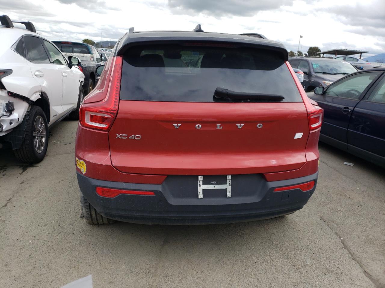 2022 VOLVO XC40 P8 RECHARGE PLUS VIN:YV4ED3UR4N2717241