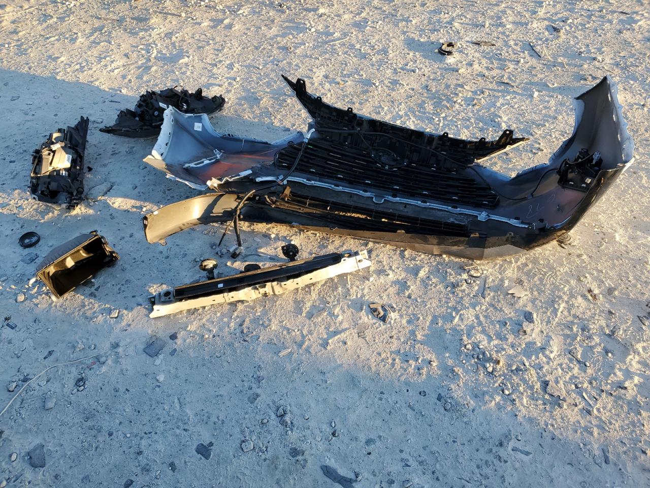 2023 TOYOTA RAV4 XSE VIN:2T3E6RFV4PW039028