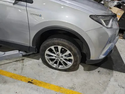 2018 Toyota RAV4 JTMDJREV6JD258864 VIN:JTMDJREV6JD258864