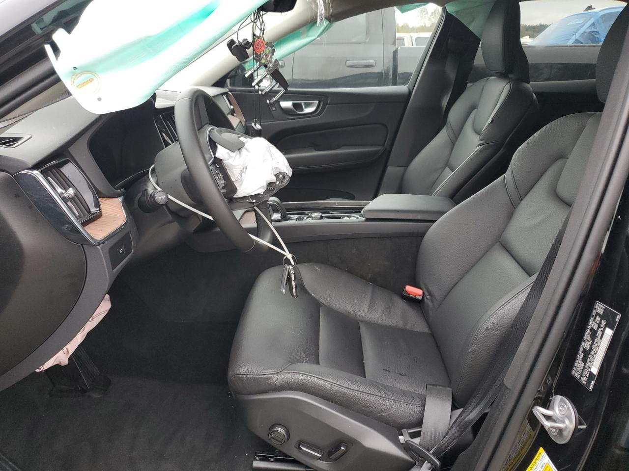 2024 VOLVO XC60 PLUS VIN:YV4L12RLXR1879269