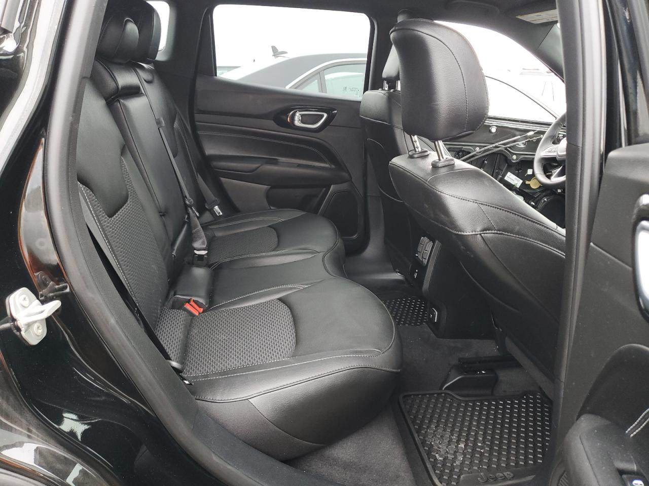 2024 JEEP COMPASS LATITUDE VIN:3C4NJDBN4RT581246