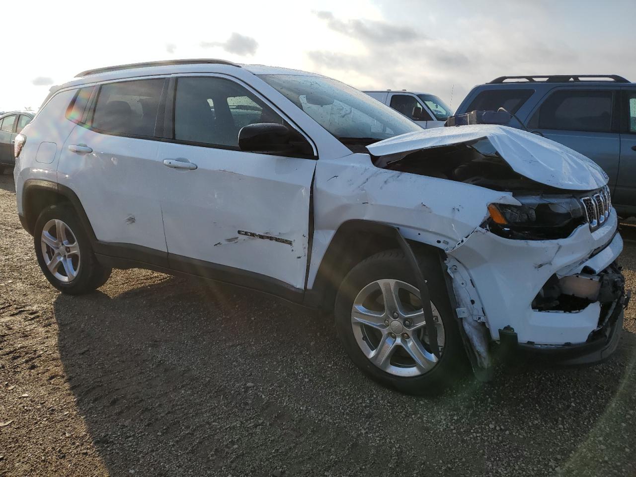 2023 JEEP COMPASS LATITUDE VIN:3C4NJDBN0PT561525