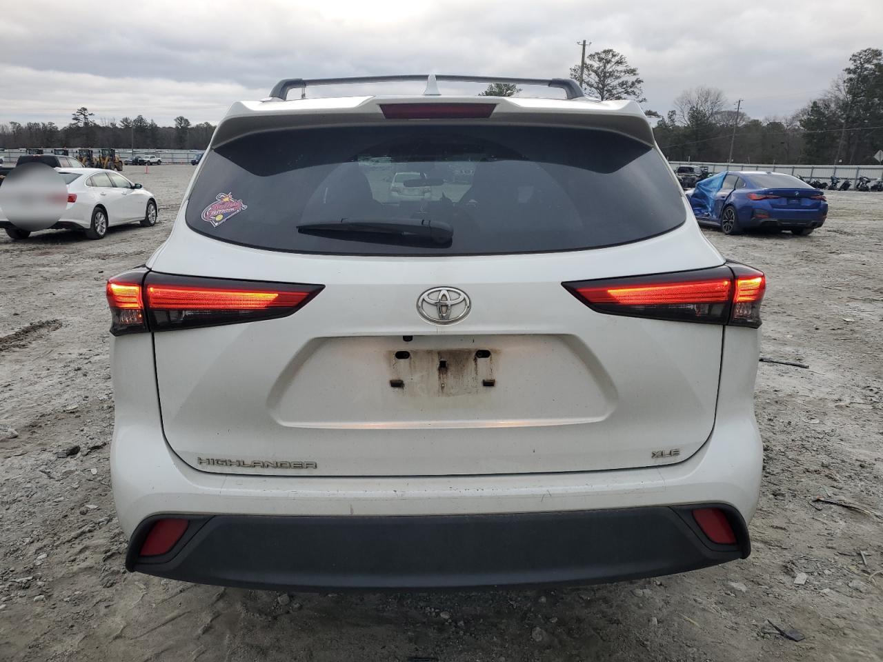 2022 TOYOTA HIGHLANDER XLE VIN:3VVCB7AX9NM024296