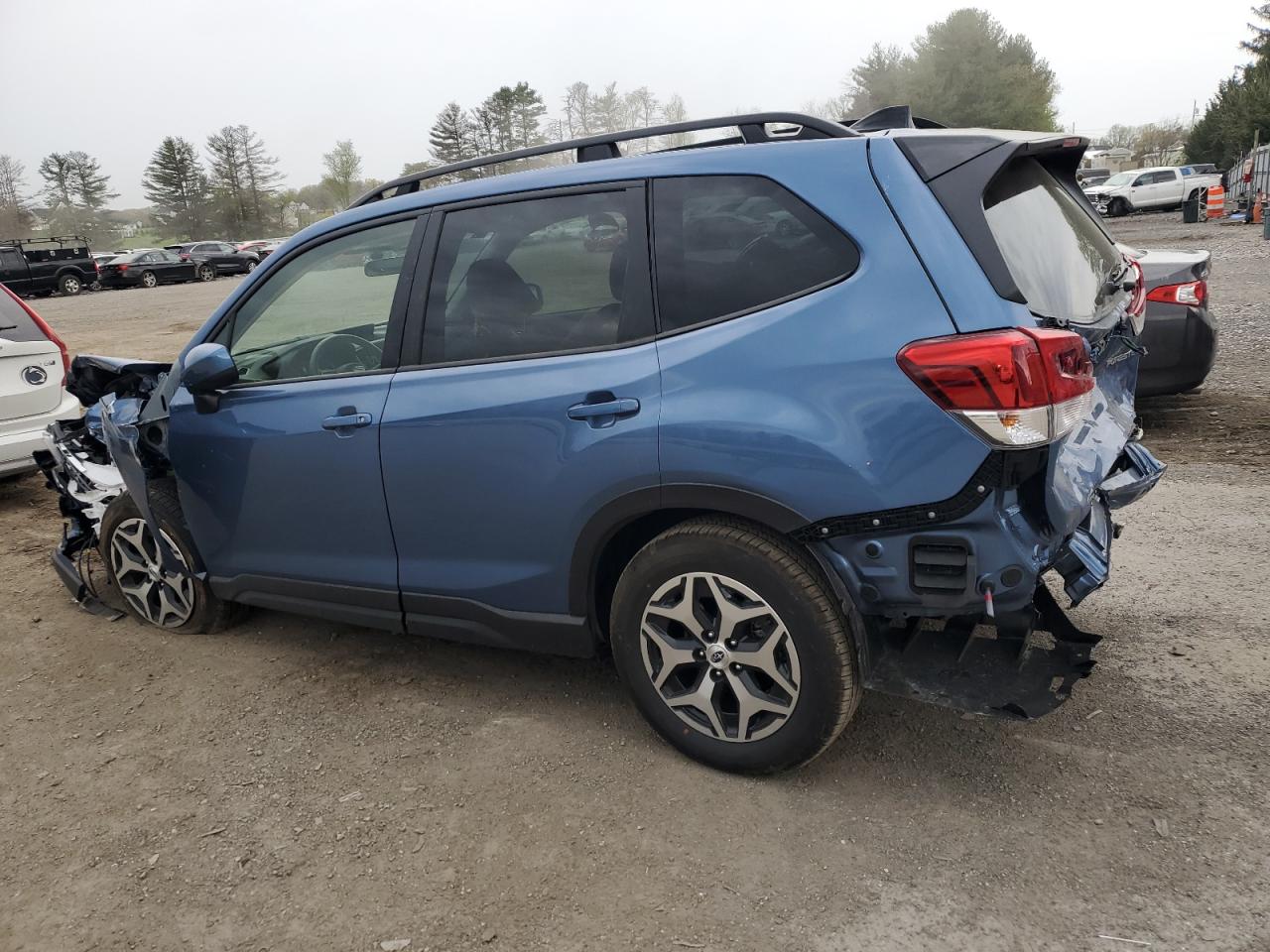 2024 SUBARU FORESTER PREMIUM VIN:JF2SKACC6RH427567