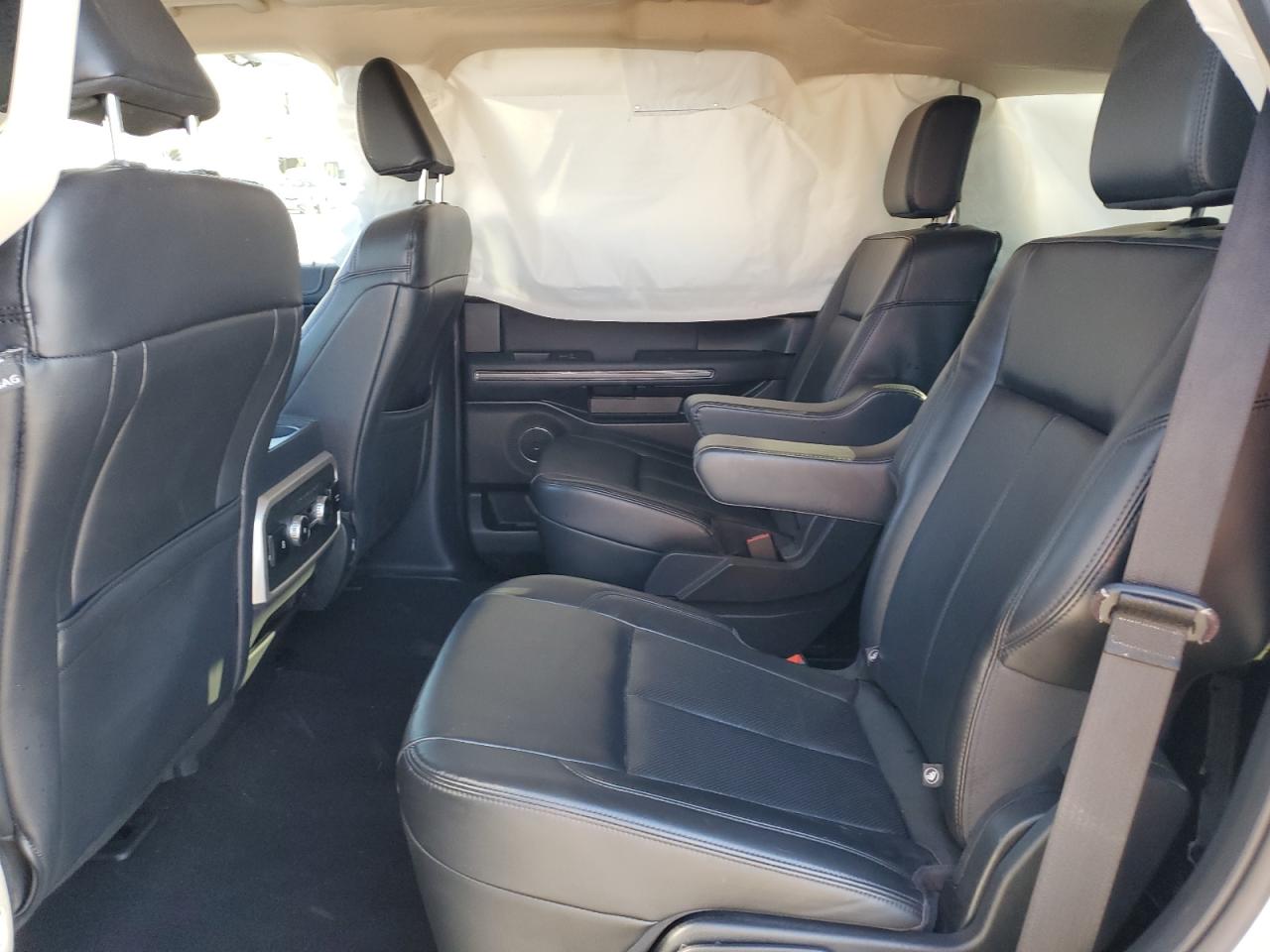 2023 FORD EXPEDITION XLT VIN:1FMJU1J82PEA55061