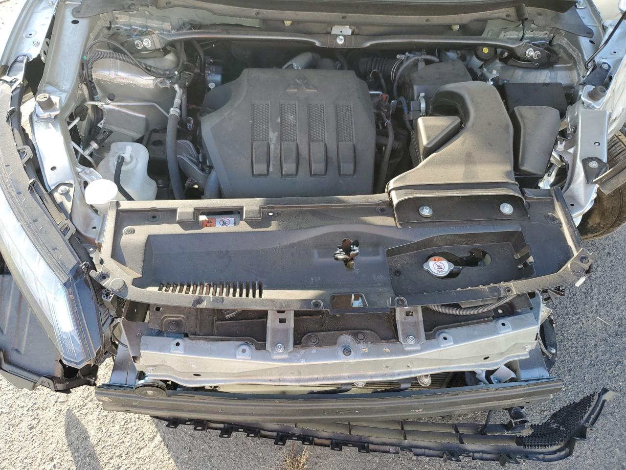 2022 MITSUBISHI ECLIPSE CROSS ES VIN:JA4ASUAA7NZ054289