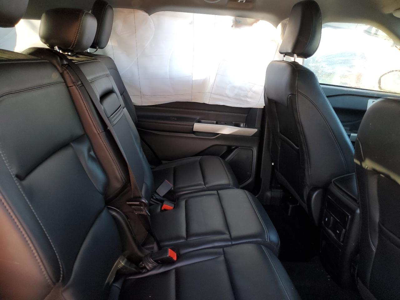 2023 FORD EXPLORER XLT VIN:1FMSK8DH1PGB69510