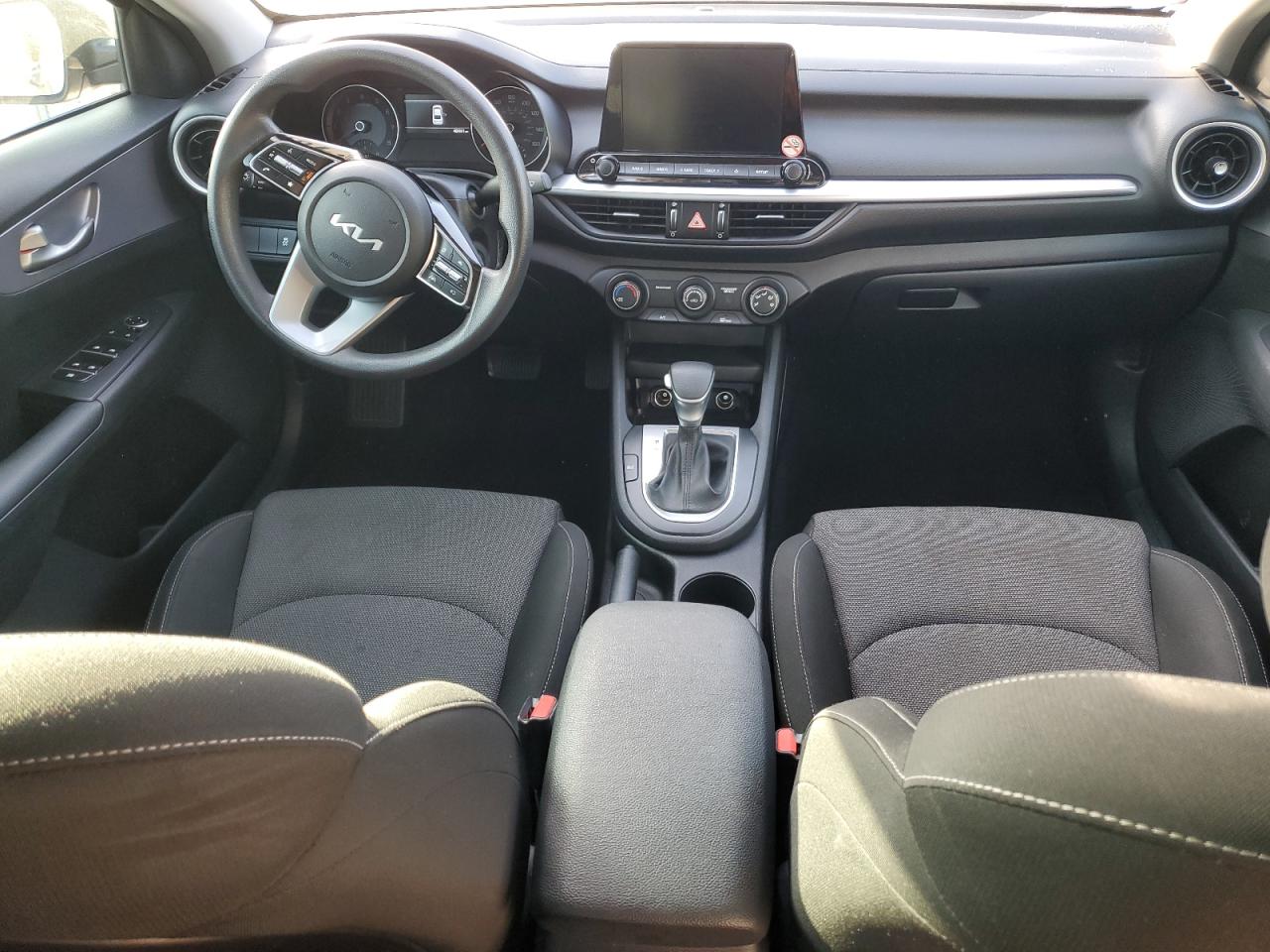 2022 KIA FORTE FE VIN:3KPF24AD9NE457420