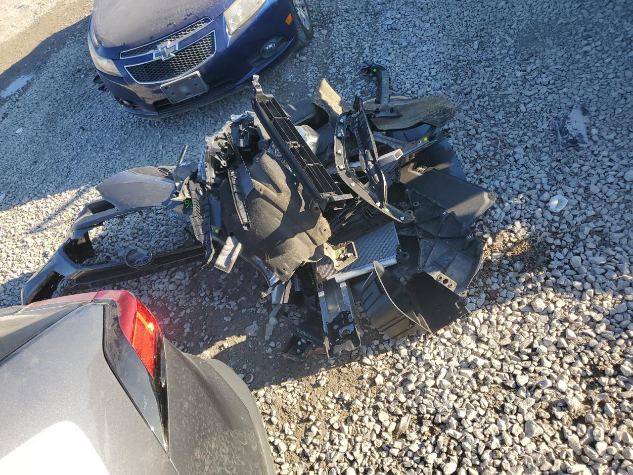 2023 TOYOTA RAV4 XLE VIN:4T3RWRFV8PU106988