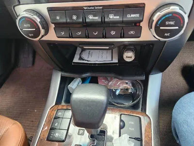 2018 Kia Mohave VIN: