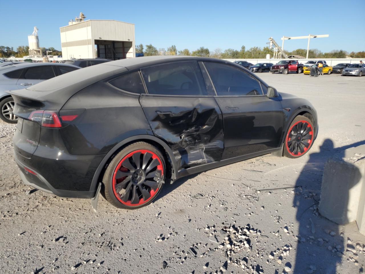 2023 TESLA MODEL Y  VIN:7SAYGDEF8PF960278