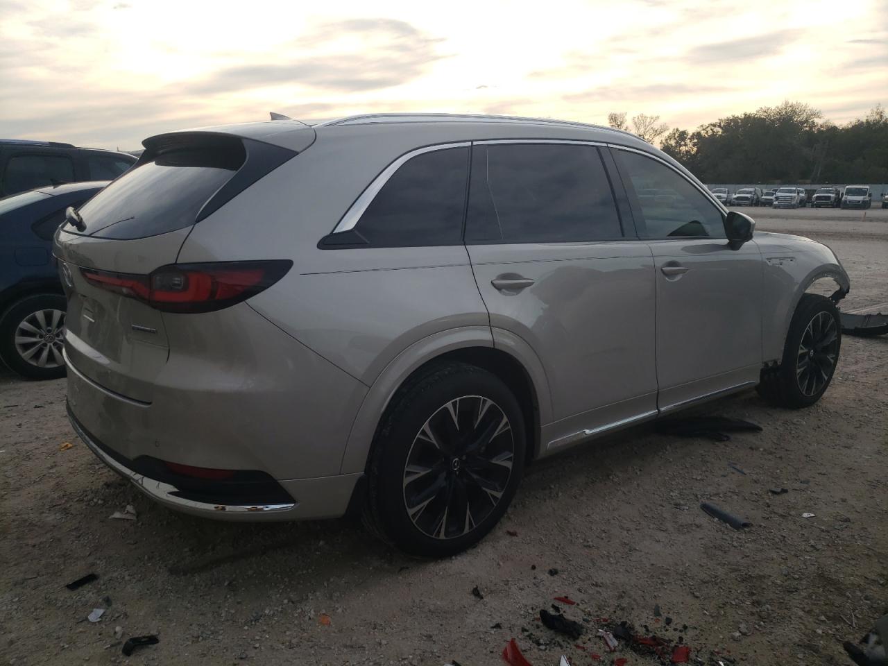 2024 MAZDA CX-90 PREMIUM PLUS VIN:JM3KKEHC2R1188064