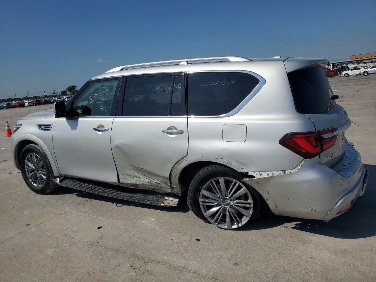 2022 INFINITI QX80 LUXE VIN:JN8AZ2AF7N9742718