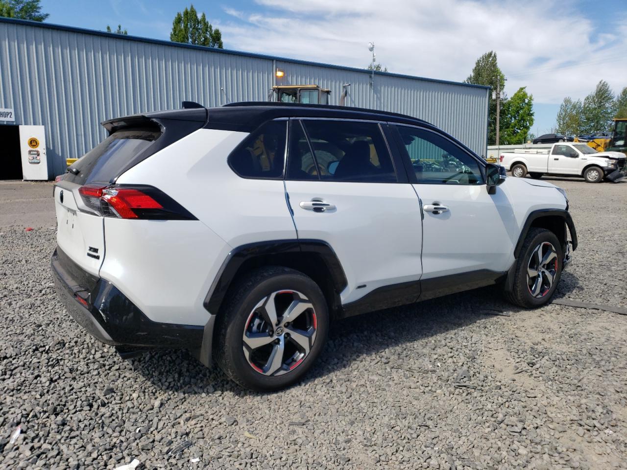 2024 TOYOTA RAV4 XSE VIN:2T3E6RFV4RW051425