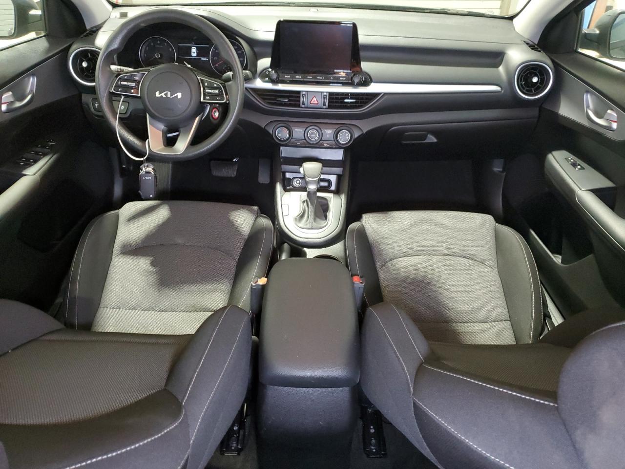 2023 KIA FORTE LX VIN:3KPF24AD4PE642137