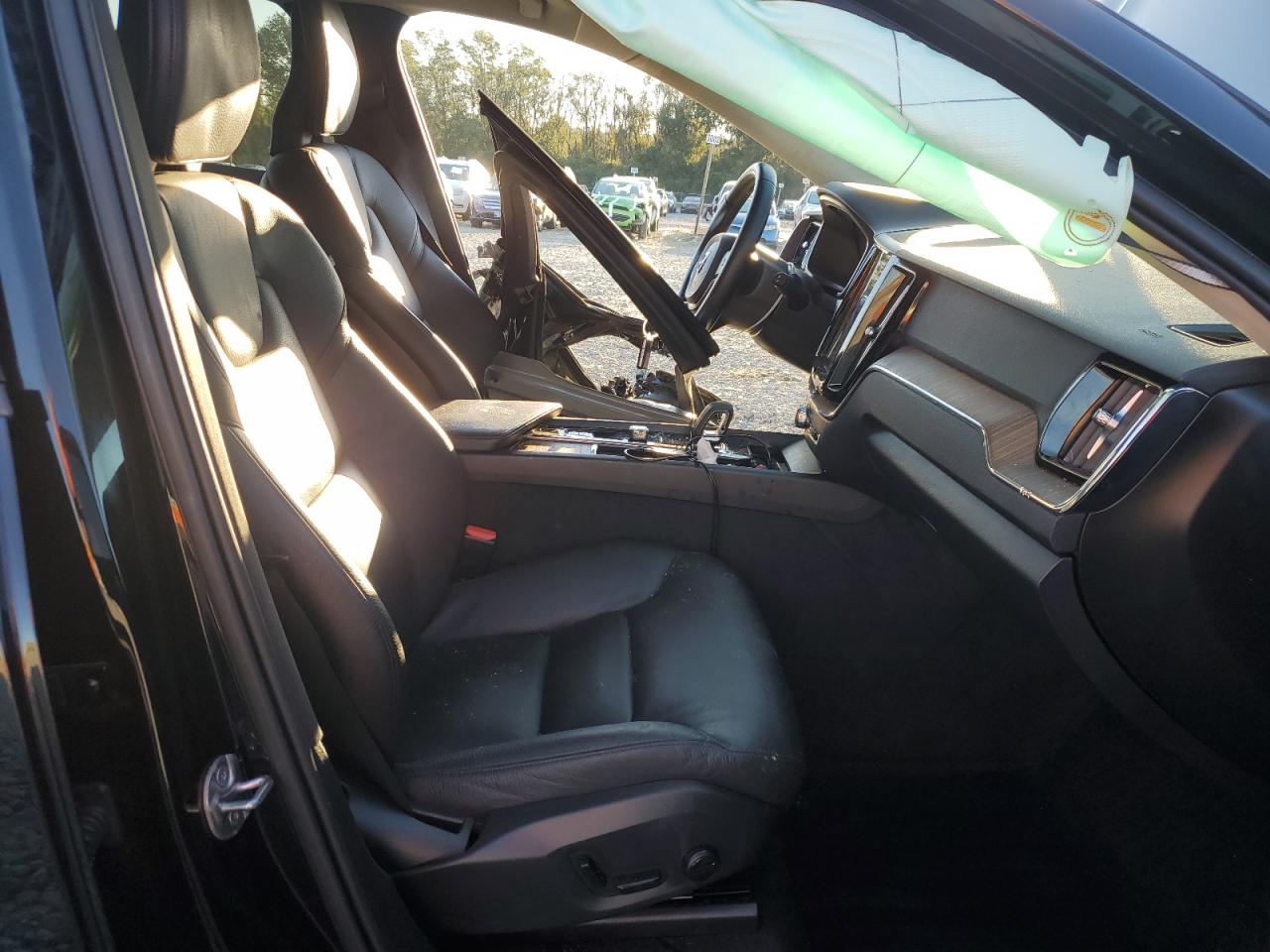 2022 VOLVO XC60 T8 RECHARGE INSCRIPTION EXPRESS VIN:YV4H60DZ1N1031931