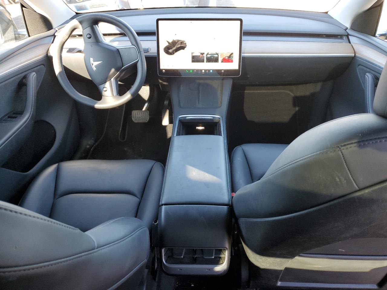 2024 TESLA MODEL Y  VIN:7SAYGDEE0RA229867