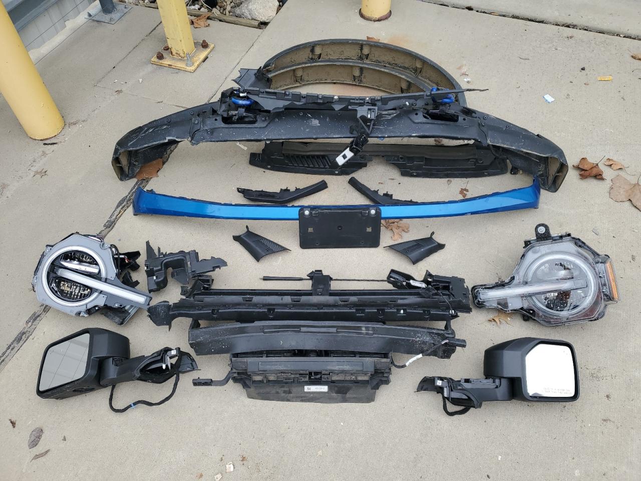 2023 FORD BRONCO BASE VIN:1FMEE5DP5PLC02865