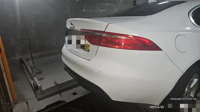 2018 Jaguar XF VIN: