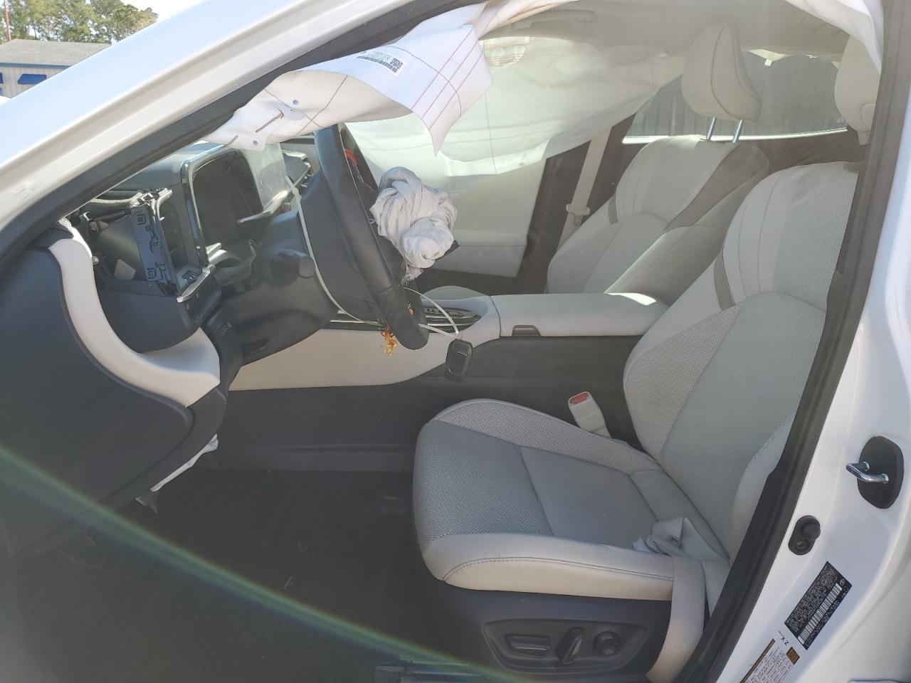 2024 TOYOTA CROWN XLE VIN:JTDAAAAFXR3028278